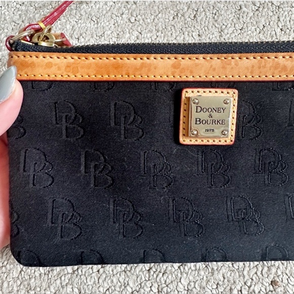 Dooney & Bourke Small Black Wristlet - Picture 2 of 4